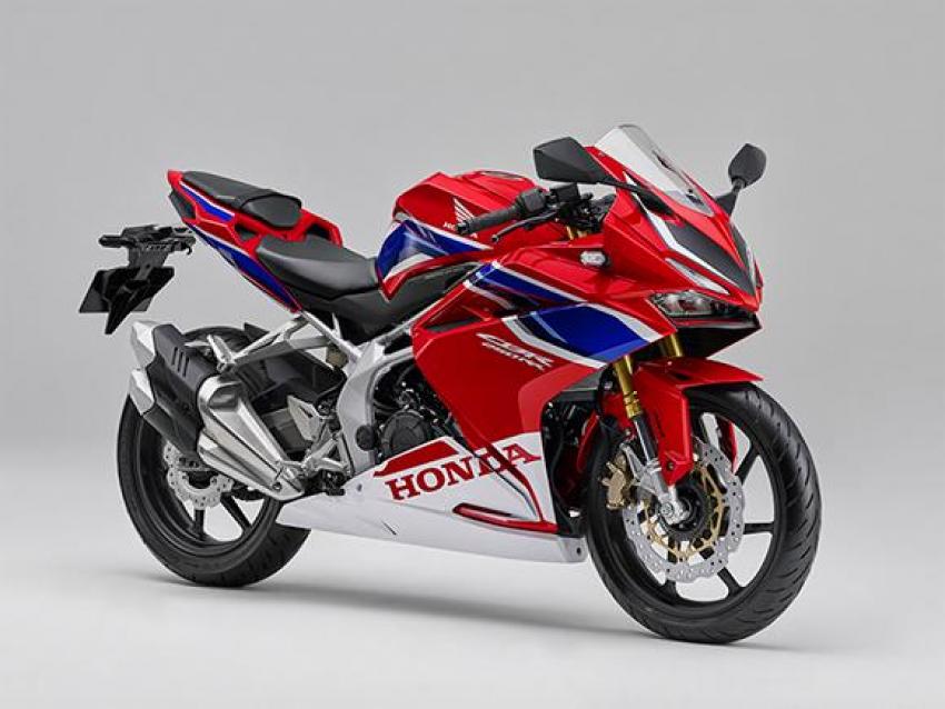 CBR 250RR com pintura Fireblade SP